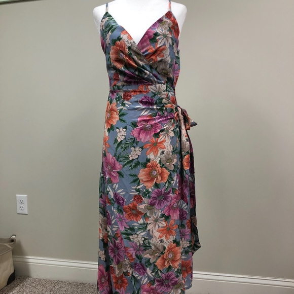 Yumi Kim Dresses & Skirts - Floral wrap  dress from Yumi Kim
